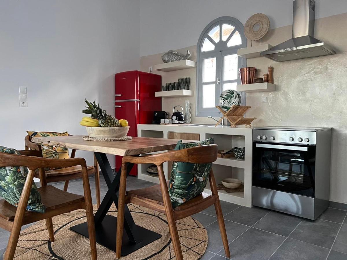 Divino Suites (Adults Only) Fira  Exteriör bild