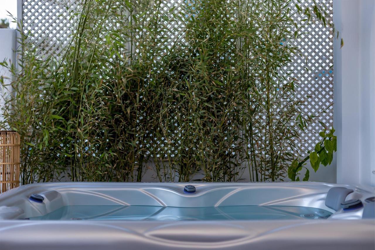 Divino Suites (Adults Only) Fira  Exteriör bild