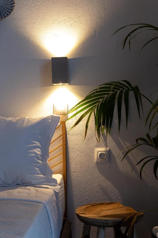 Divino Suites (Adults Only) Fira  Exteriör bild
