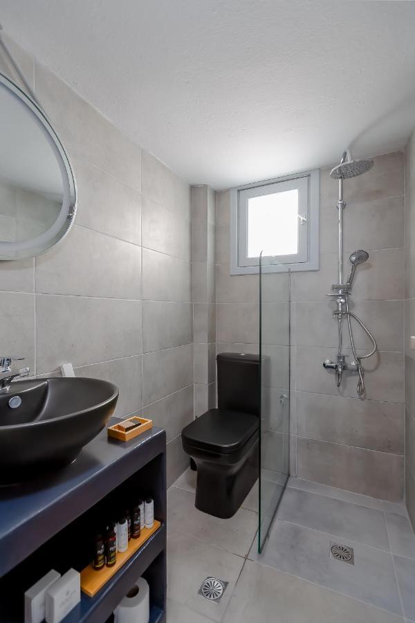 Divino Suites (Adults Only) Fira  Exteriör bild