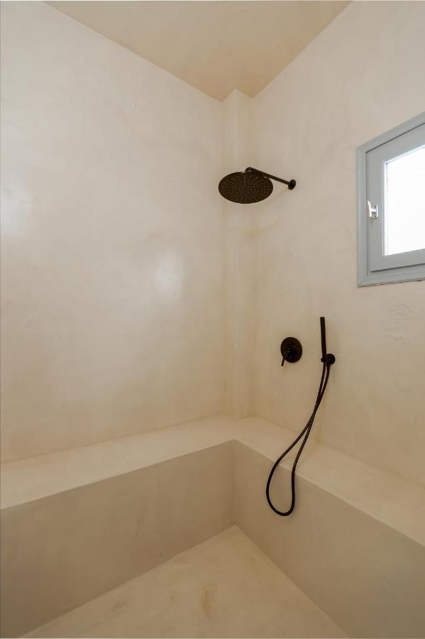 Divino Suites (Adults Only) Fira  Exteriör bild
